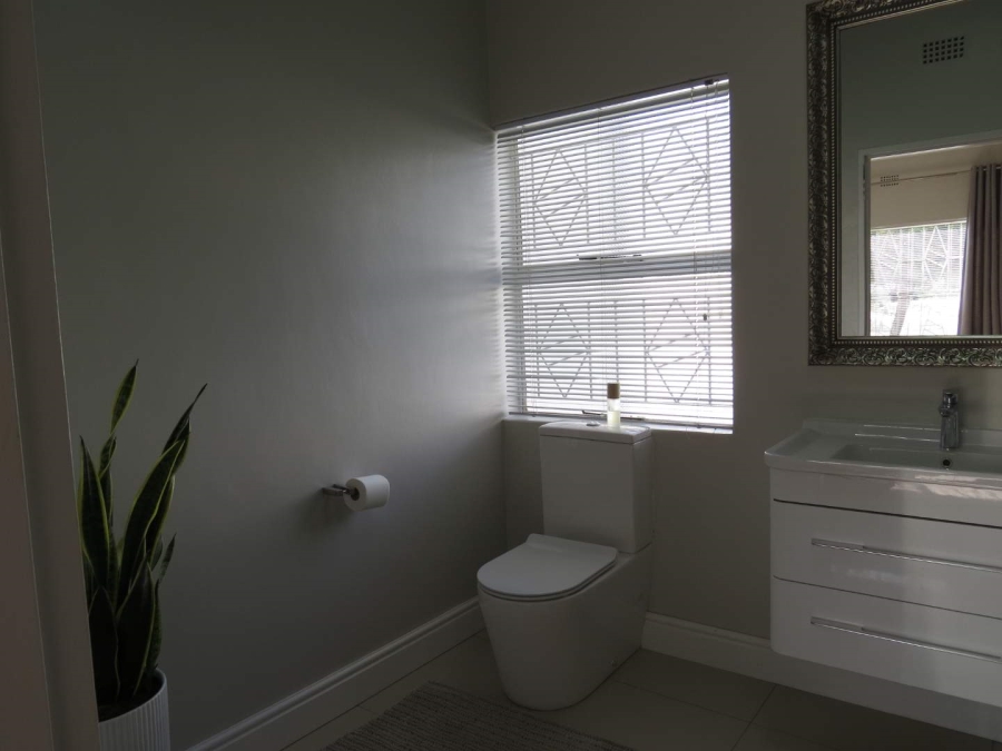 4 Bedroom Property for Sale in Kakamas Northern Cape